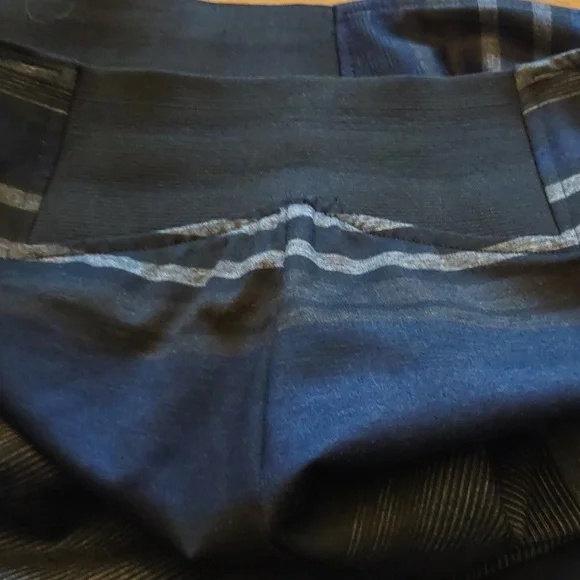 SoHo Skirt Size L - Picture 3 of 3